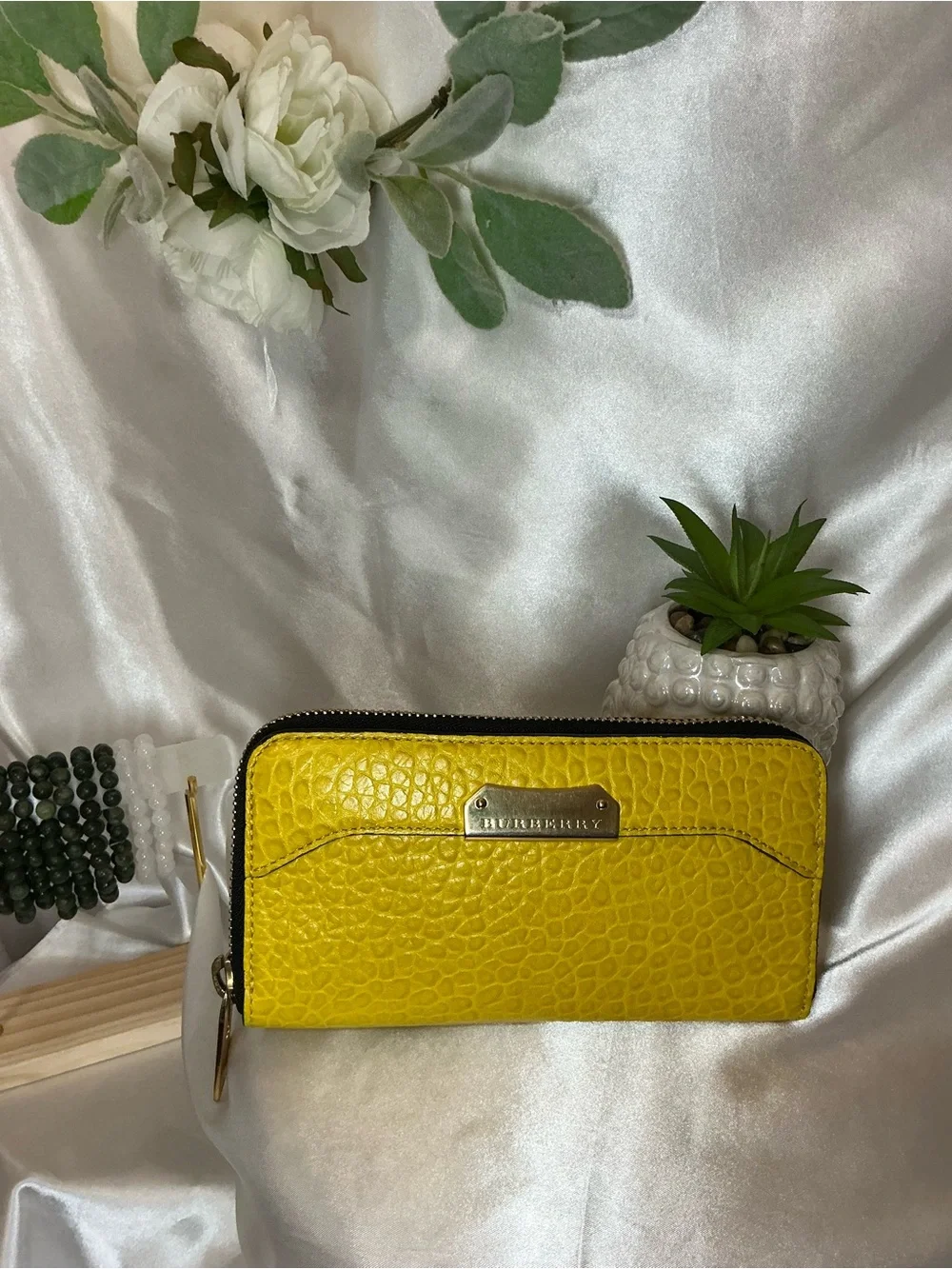 Preloved Burberry Yellow Pebble Leather Zip-Around Wallet Gold Hardware